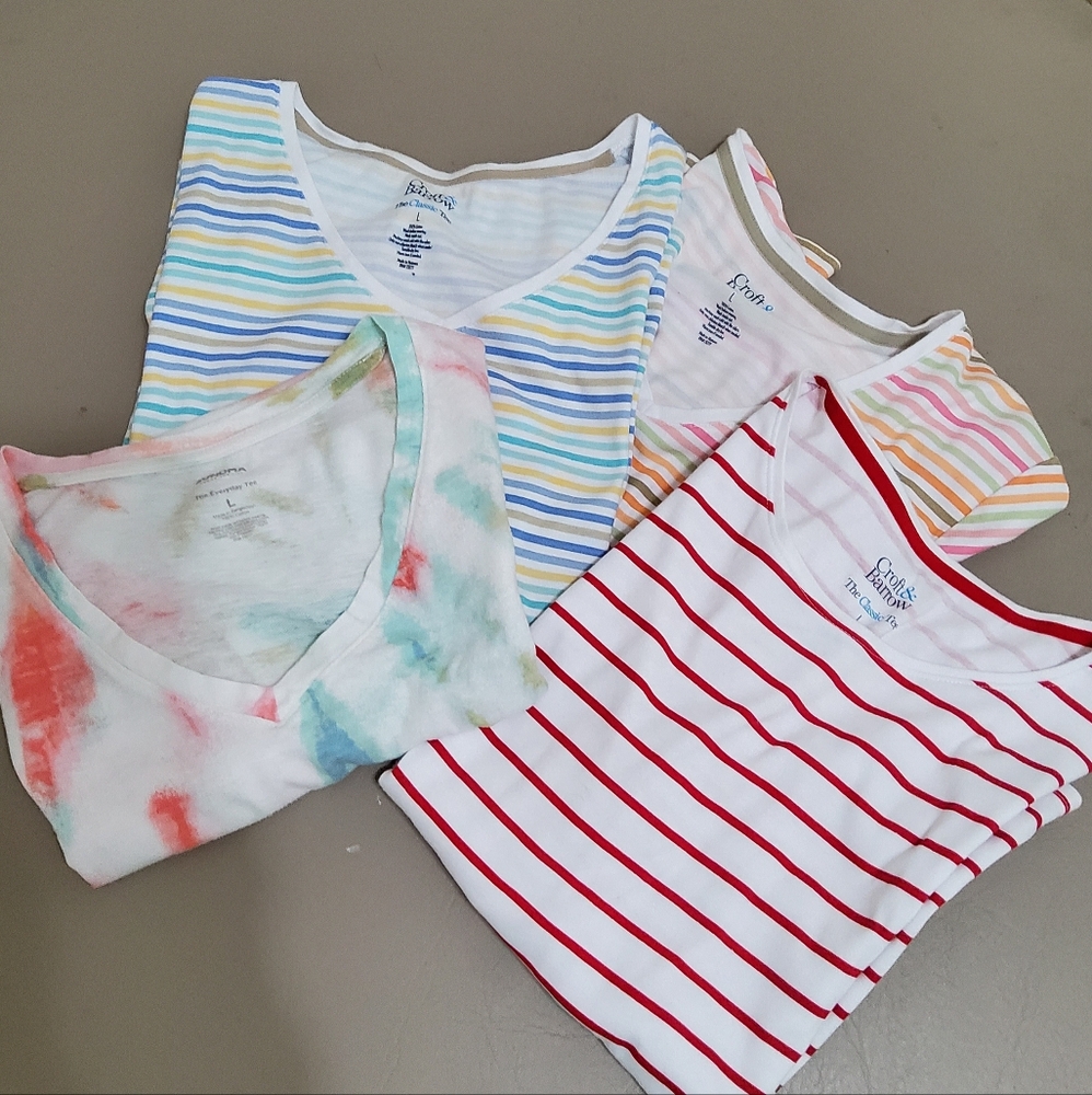 4 Classic Tees Size Large, 3 Croft & Barrow, 1 Sonoma all short sleeves, descrip